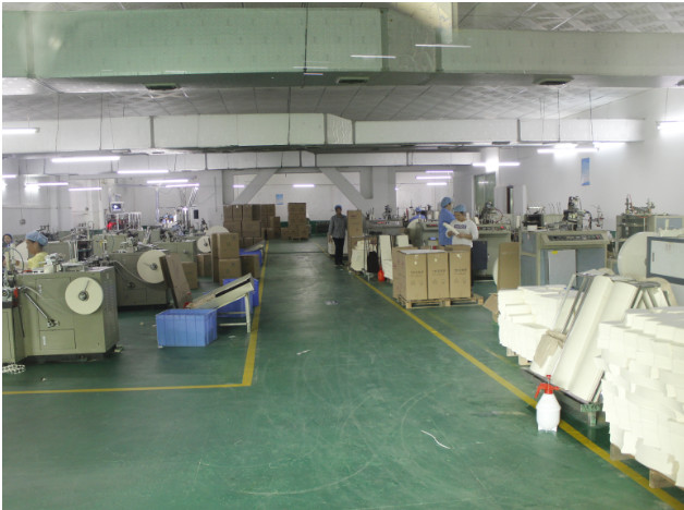 Guangzhou Victory Paper Products Co., Ltd. linea di produzione in fabbrica