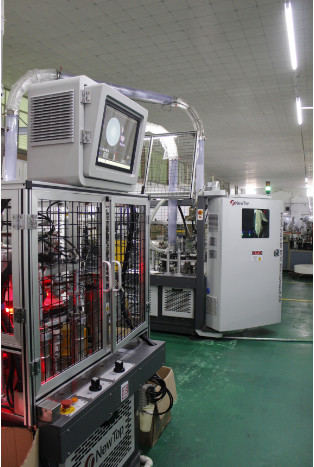 Guangzhou Victory Paper Products Co., Ltd. linea di produzione in fabbrica
