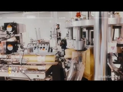 Tazza di carta del gelato con il coperchio