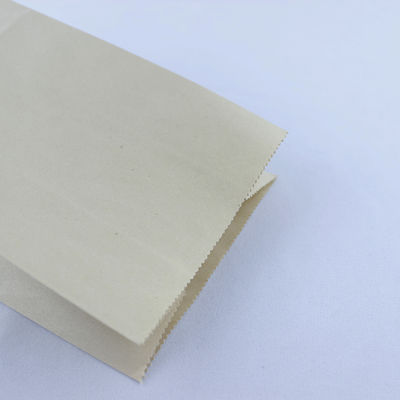 Sacchetti di carta kraft riciclata biodegradabili con fondo piatto e maniglie torte