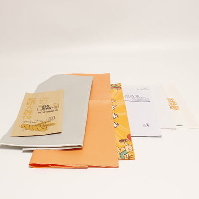 Servitelli da cocktail in carta quadrata, salviette di carta a tre pieghe per la festa.