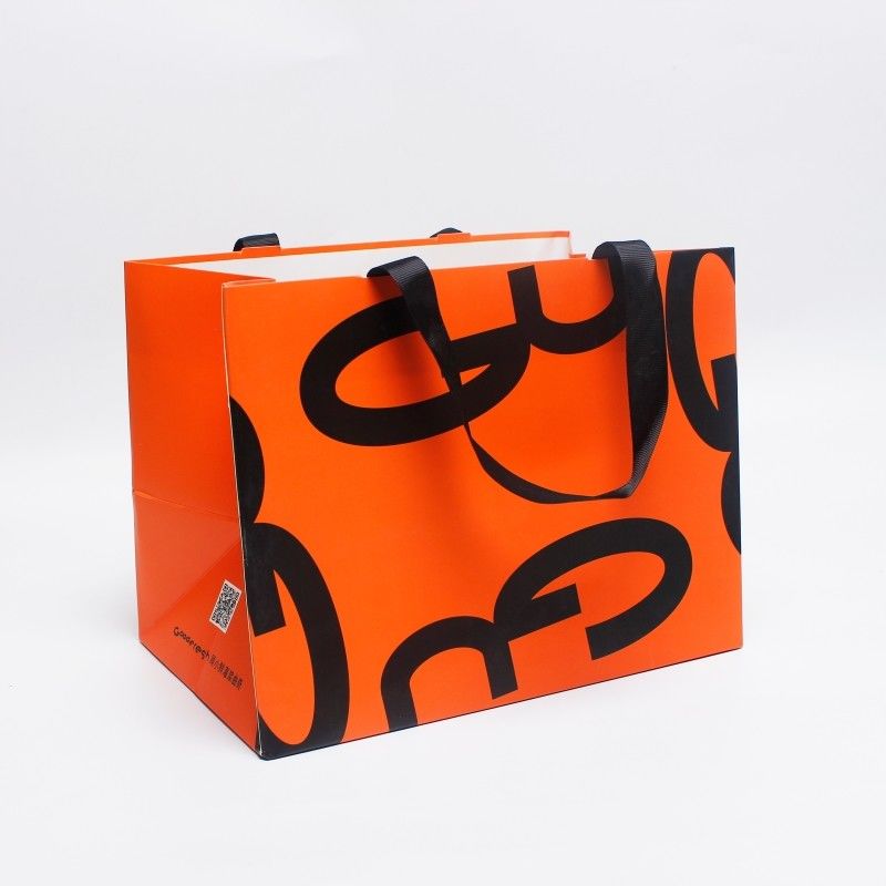 Sacchetti di carta rivestiti in foglio regalo Eco-friendly Blue Purple Gradient Cardboard Paper Bag Bag Shopping Bag